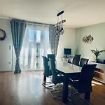 Apartament Charbonnier 6 Personnes Avec Terrasse Et Parking
