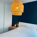 Charbonnier 6 Personnes Avec Terrasse Et Parking Apartament *