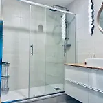 Charbonnier 6 Personnes Avec Terrasse Et Parking Apartament Reims