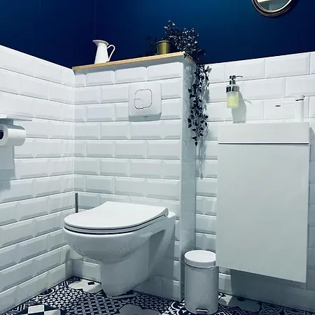 Charbonnier 6 Personnes Avec Terrasse Et Parking Apartment Reims