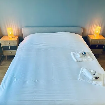 Charbonnier 6 Personnes Avec Terrasse Et Parking