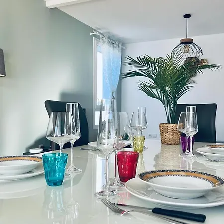 Charbonnier 6 Personnes Avec Terrasse Et Parking Apartment